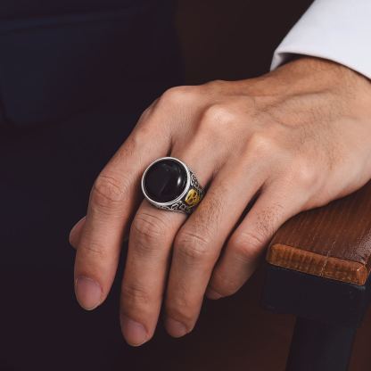 Personalized Gothic Black Onyx Skull Ring for Men 