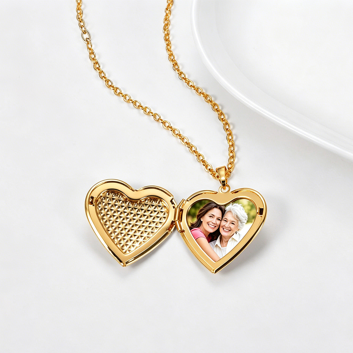 Personalized Heart Locket Necklace with Photo and Engraving