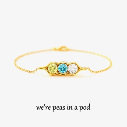 Personalized Peas in a Pod Family Bracelet with 1-5 Birthstones Mother's Day  Birthday Gift for Women