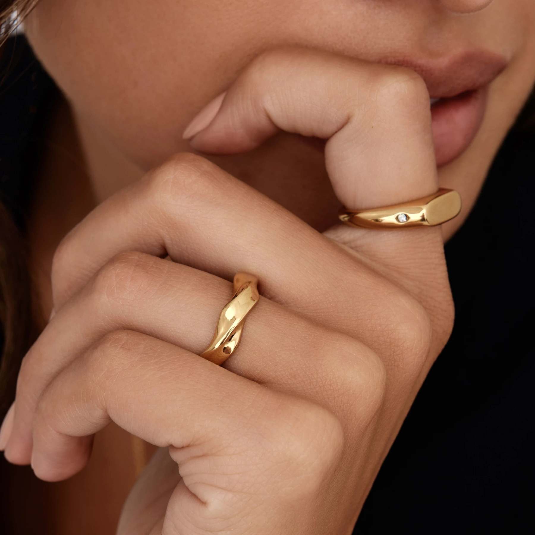 Wave Twist Ring