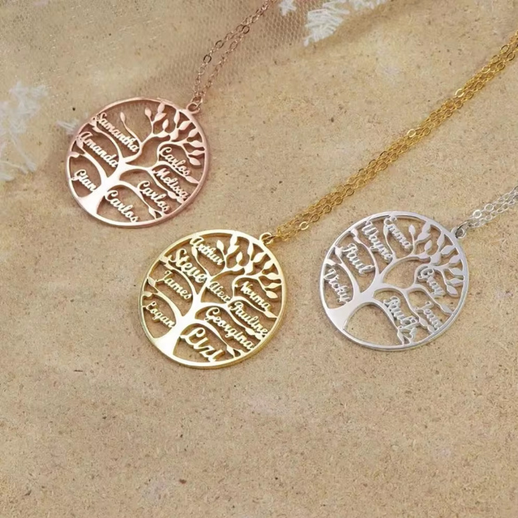 Personalized Family Tree of Life Pendant Necklace with 1-9 Names - To My Mom/Grandma Family Tree Necklace