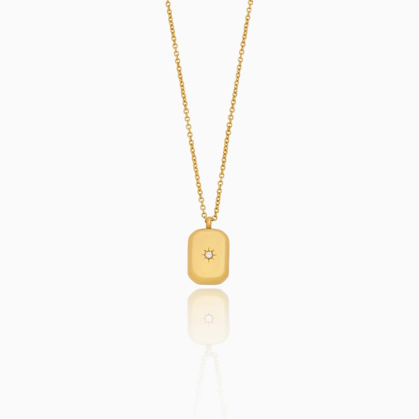 Stella Pendant Necklace