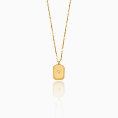 Stella Pendant Necklace
