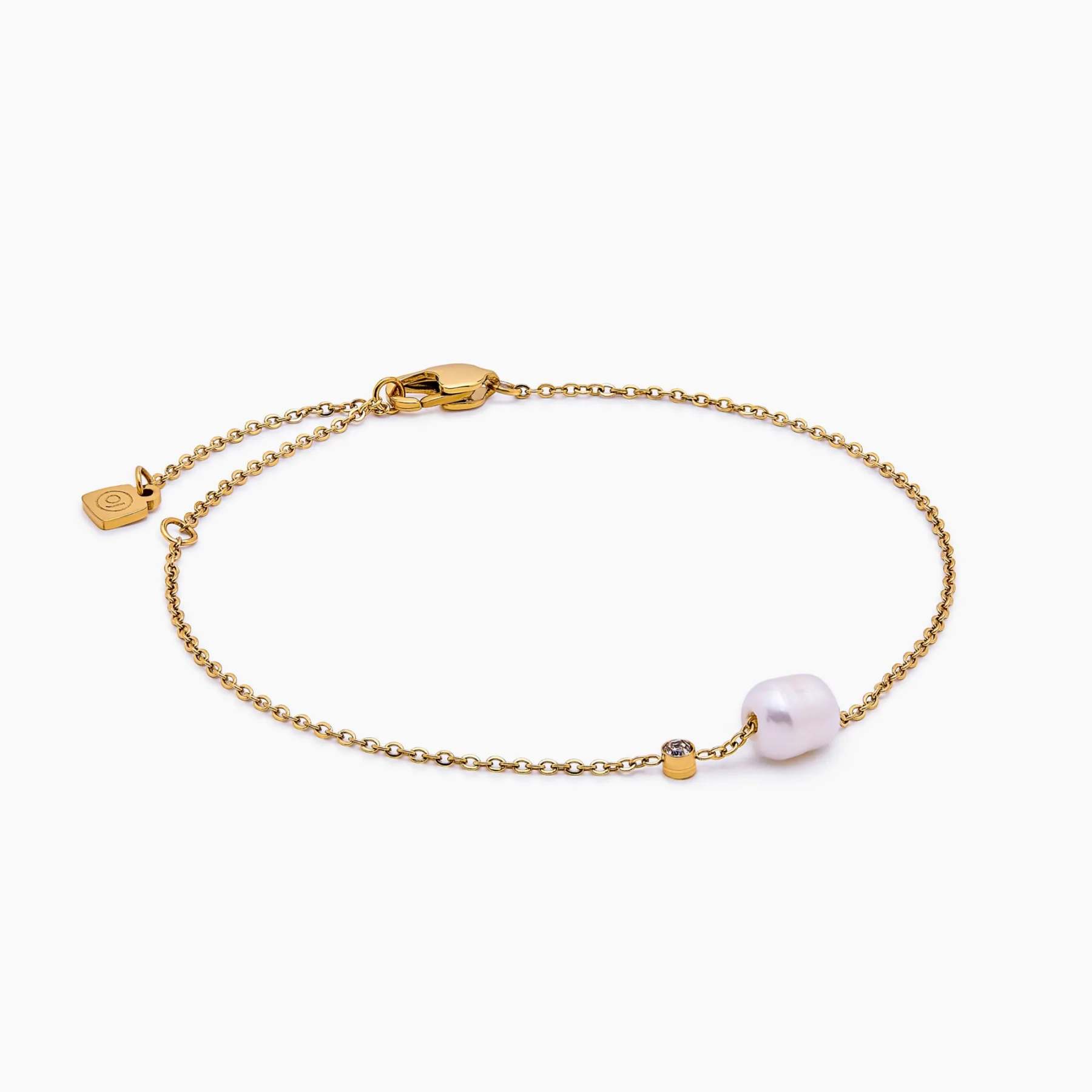 Dainty Freshwater Pearl Bracelet