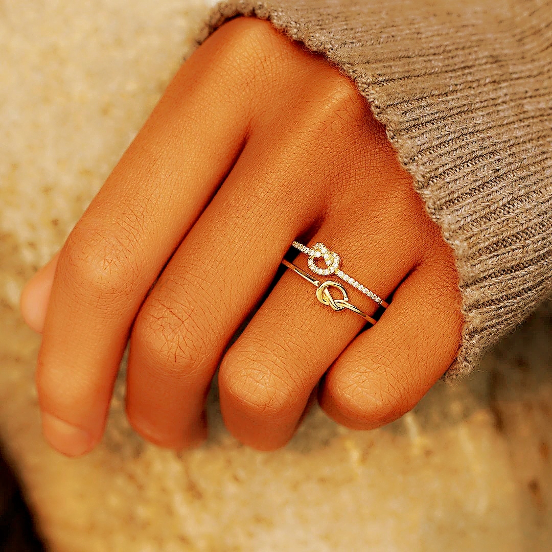 Mother & Daughter Bond is a Kont Tied by Angel's Hands