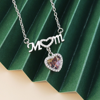 Personalized Photo Exquisite Mama Heart Necklace for Mother's Day Gifts