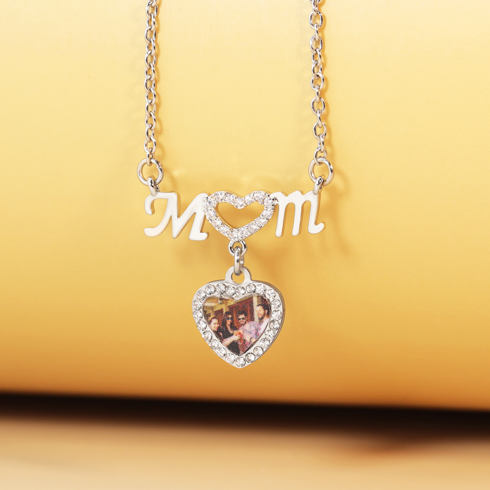 Personalized Photo Exquisite Mama Heart Necklace for Mother's Day Gifts