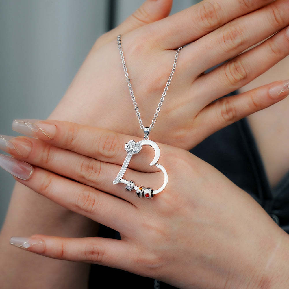 Personalized Family Heart Pendant Necklace with 1-6 Engraved Names and Birthstones Beads Mother's Day Birthday Gift for Mom Grandma