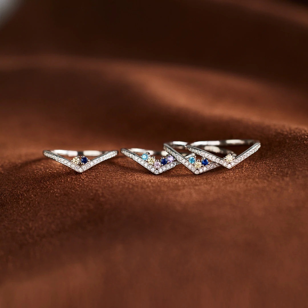 Custom Birthstones V Shape Rings With Zircon