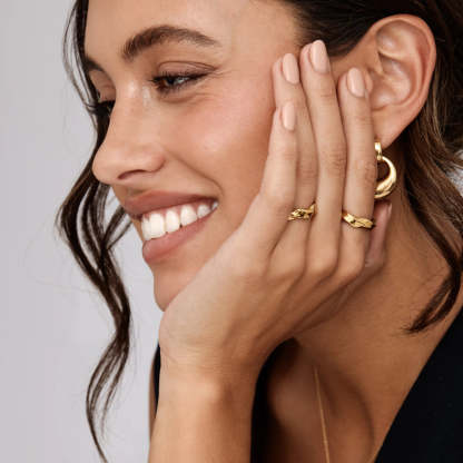 Wave Twist Ring