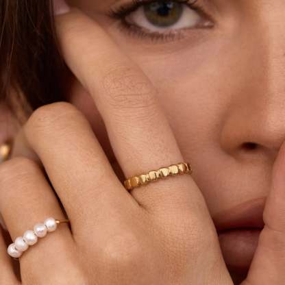Mini Pearl Row Ring