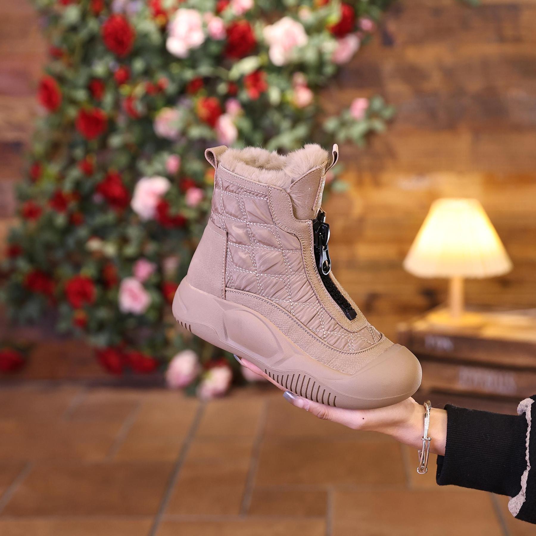 Gepolsterte Stiefel aus verdicktem Leder