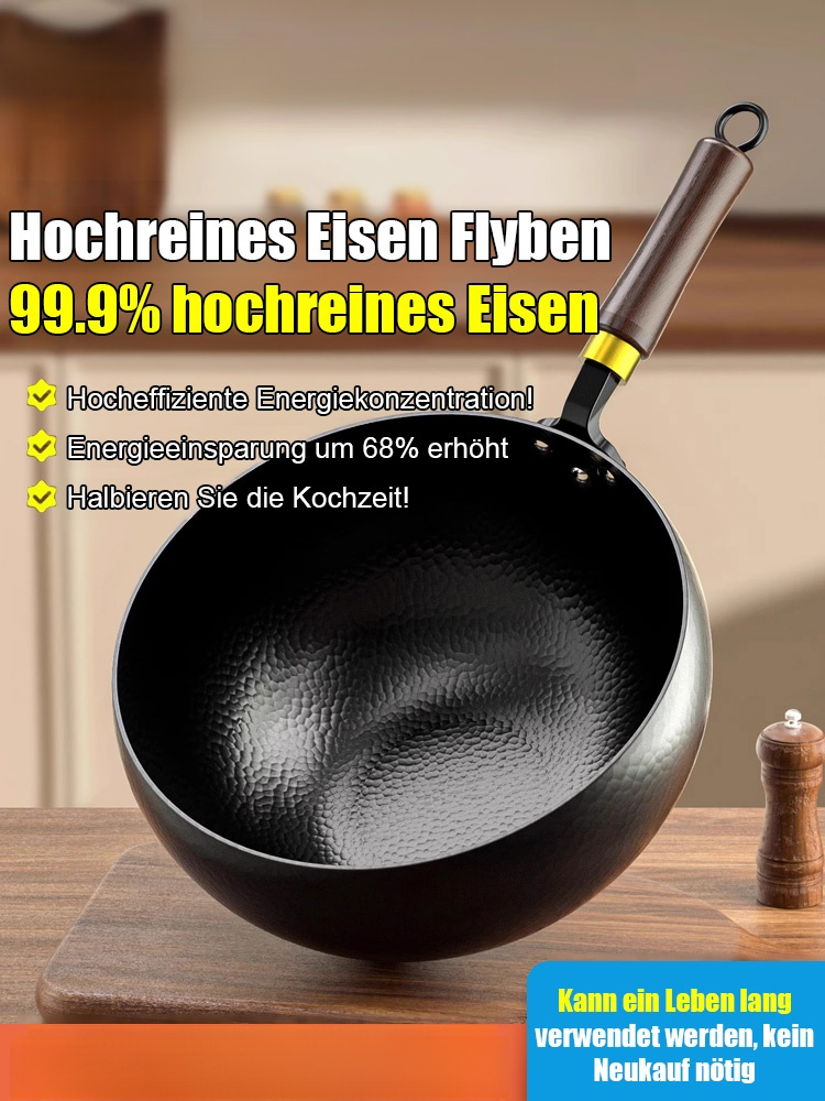 Handgehämmerter Topf mit großem Bauch.