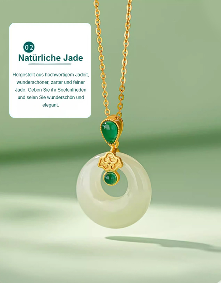 Halskette aus Hetian-Jade als Symbol für Glück