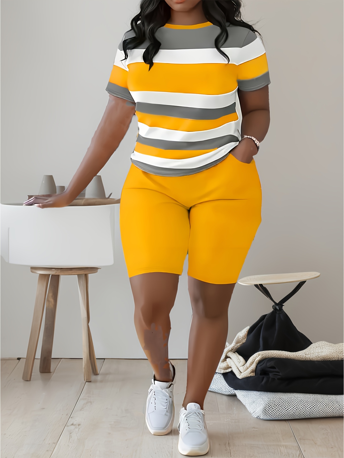 Plus Size Women'S Sports Two Piece Set, Short Sleeve Crew Neck Striped Top And Sports Pocket Shorts Set