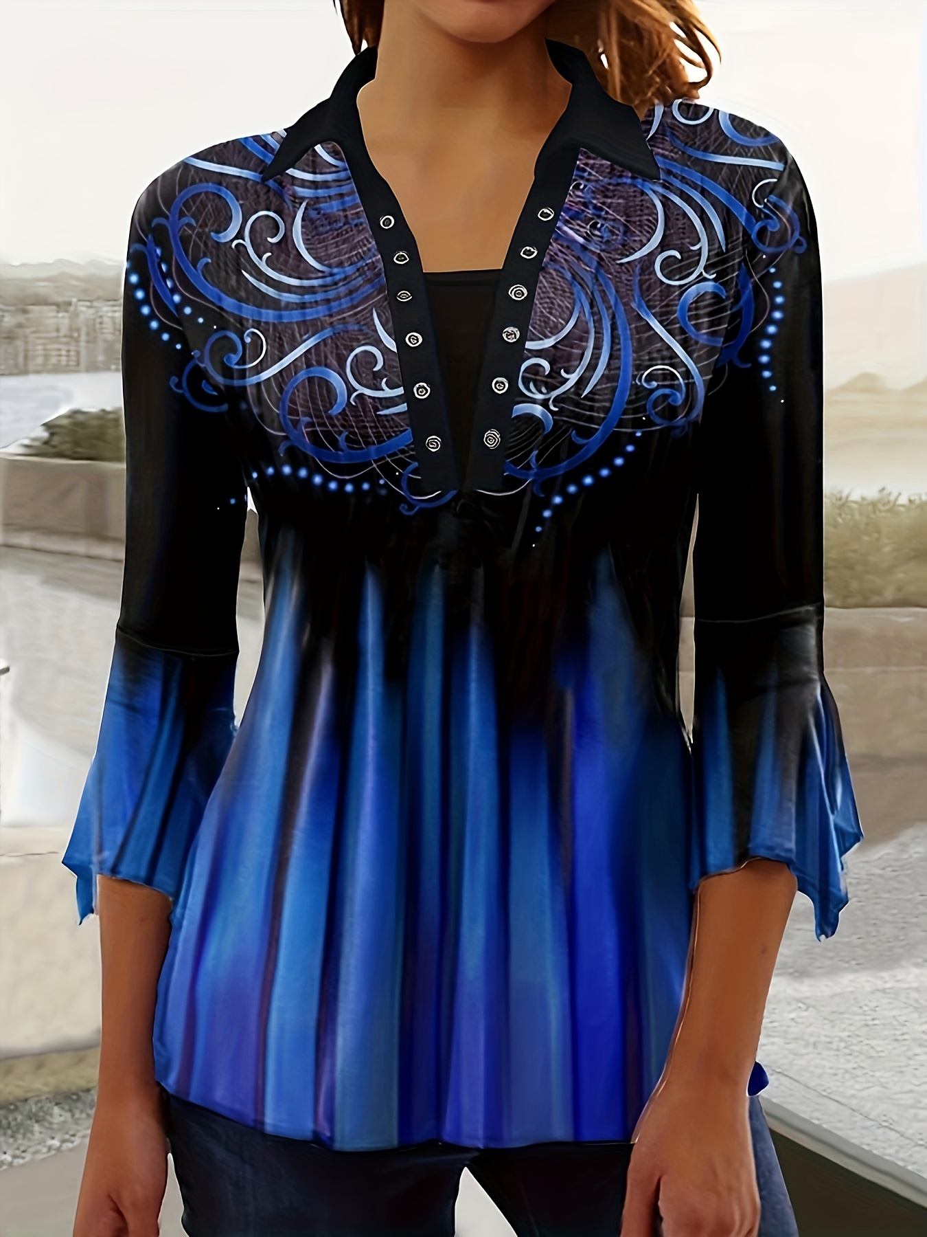 Women's Stylish Blue Floral Print Button