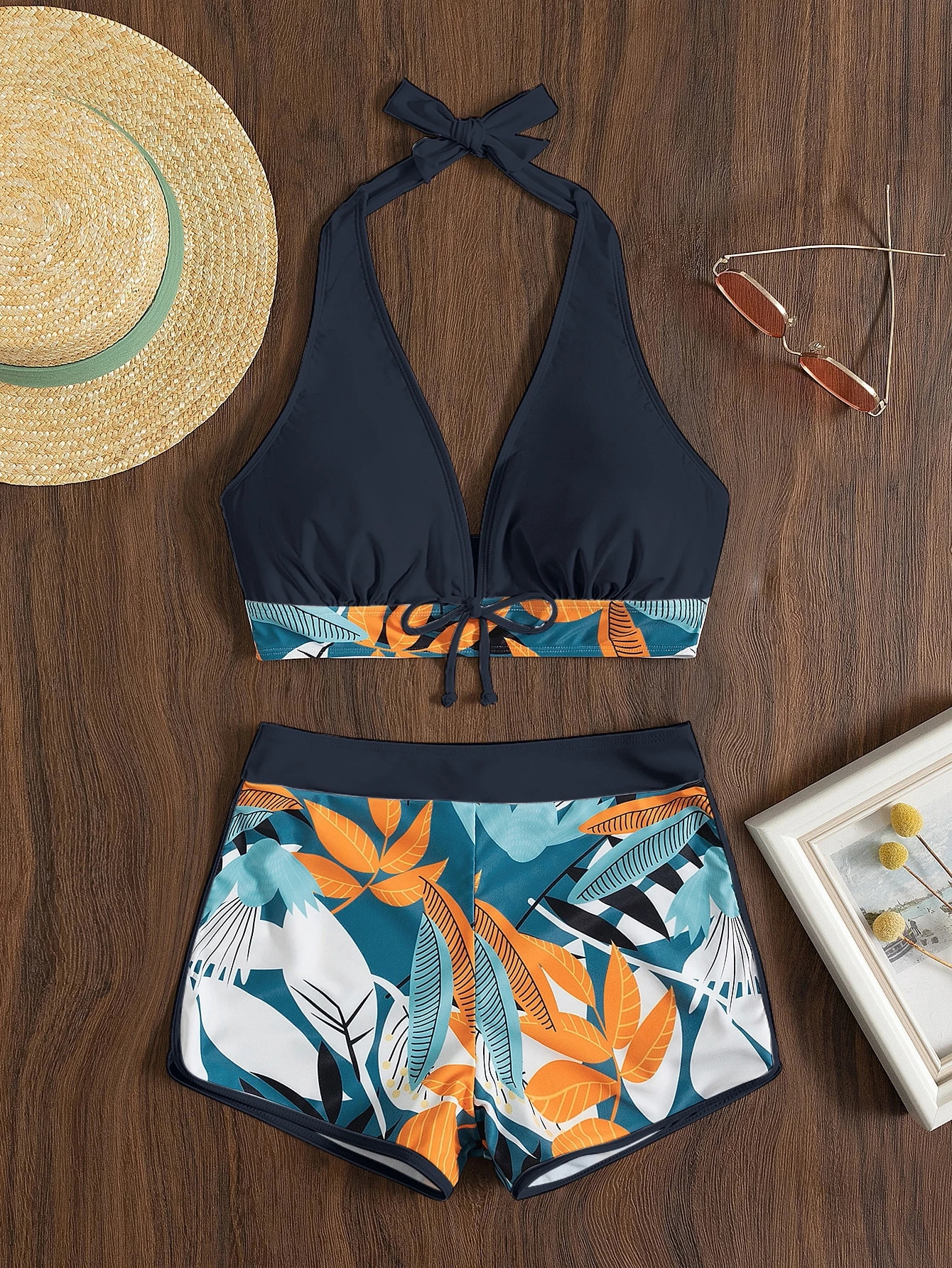 Summer Beach Random Leaf Print Bikini Set Tie Front Halter Bra & Dolphin Shorts 2 Piece Bathing Suit