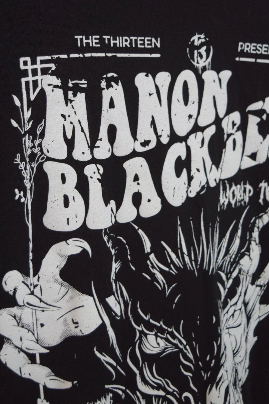 Manon Blackbeak T-Shirt