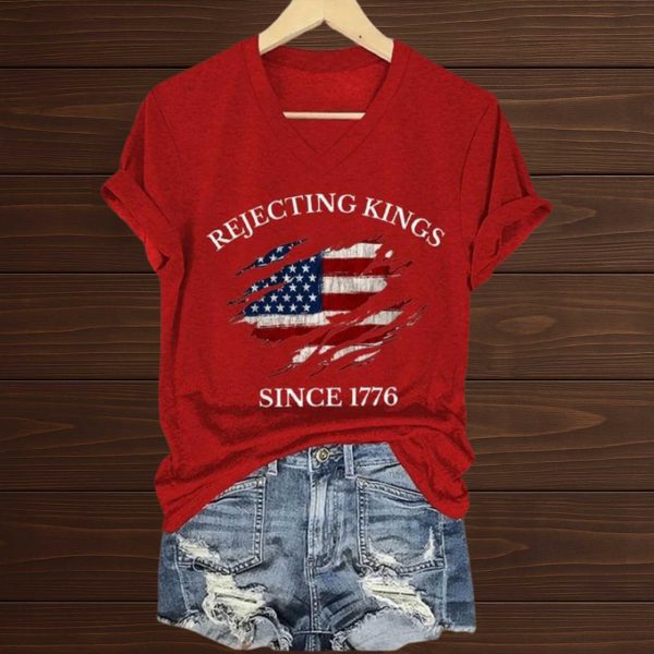 V-Neck Retro Rejecting Kings Since 1776 Print T-Shirt
