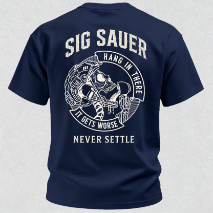 NEVER SETTLE Print Men's T-Shirt
