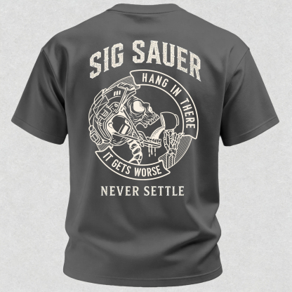 NEVER SETTLE Print Men's T-Shirt