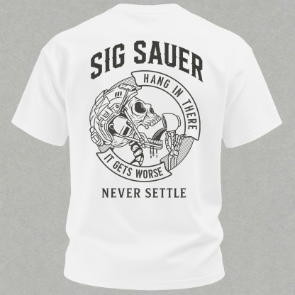 NEVER SETTLE Print Men's T-Shirt