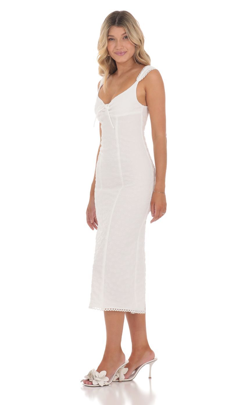 Textured Floral Midi Dress in White-Sunny Prom. All rights reserved.