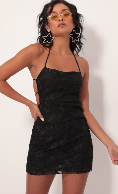 Sparkly Embroidered Lace Dress in Black-Sunny Prom. All rights reserved.