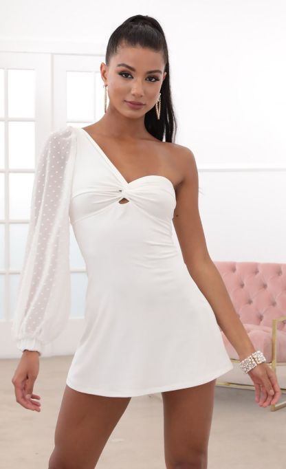 Shoulder Puff A-line Dress in White-Sunny Prom. All rights reserved.