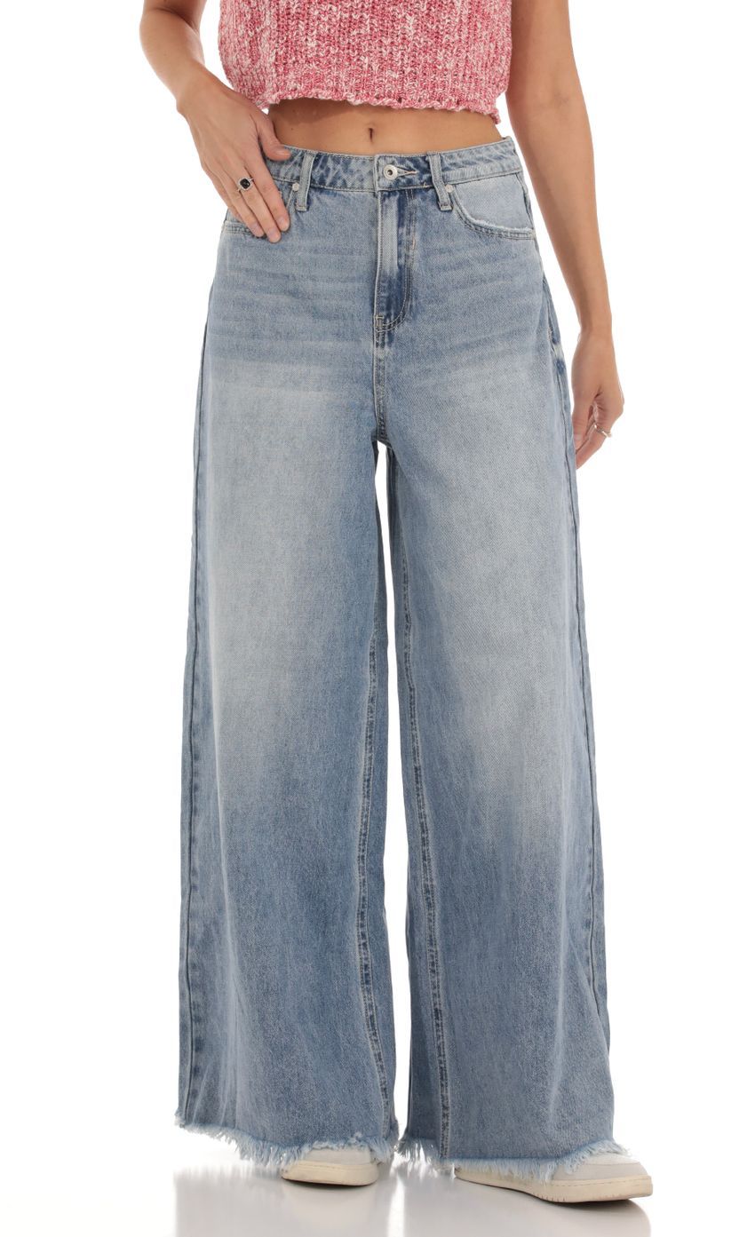 Wide Leg Jeans in Light Denim-Sunny Prom. All rights reserved.