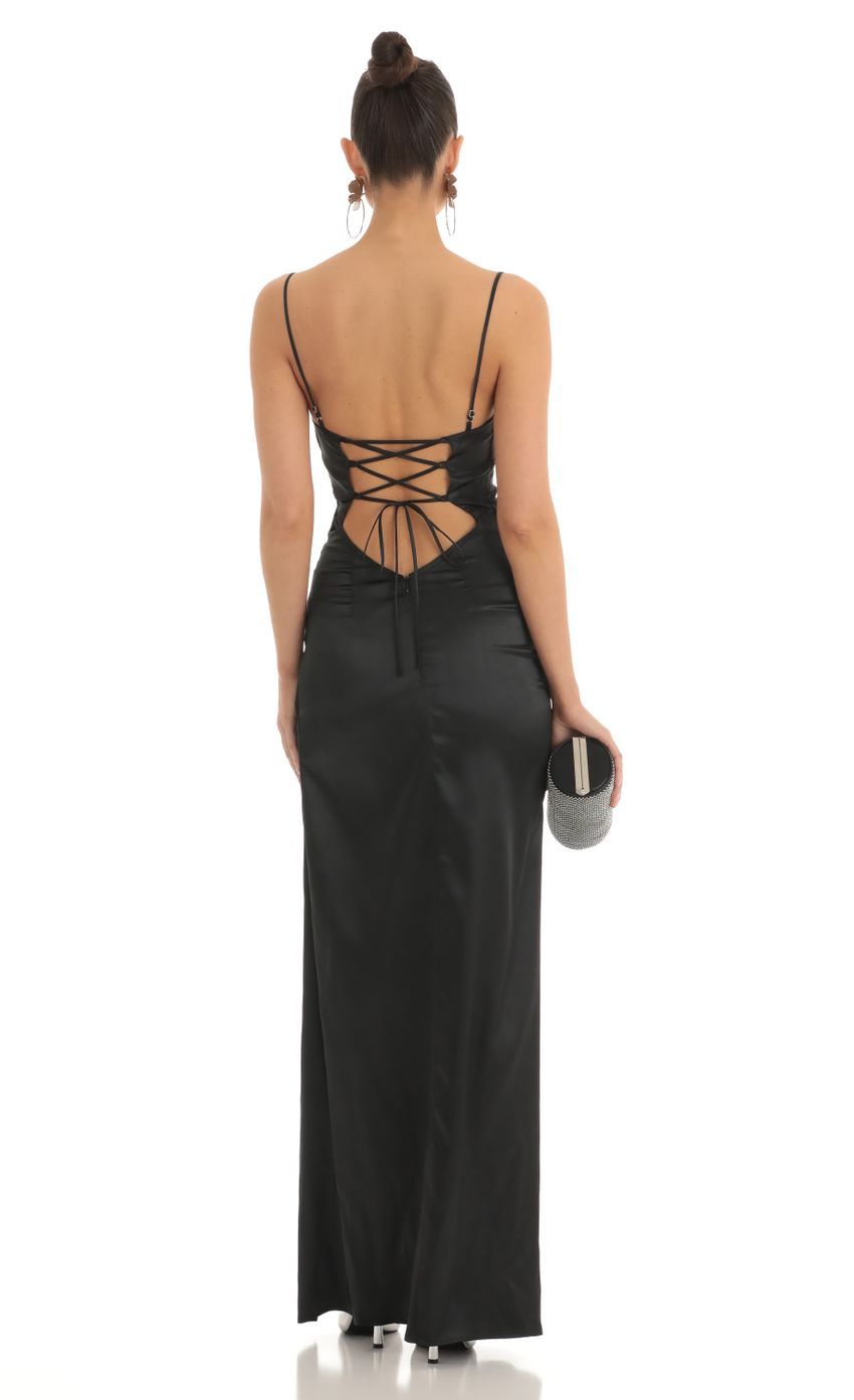 Twist Maxi Dress in Black-Sunny Prom. All rights reserved.