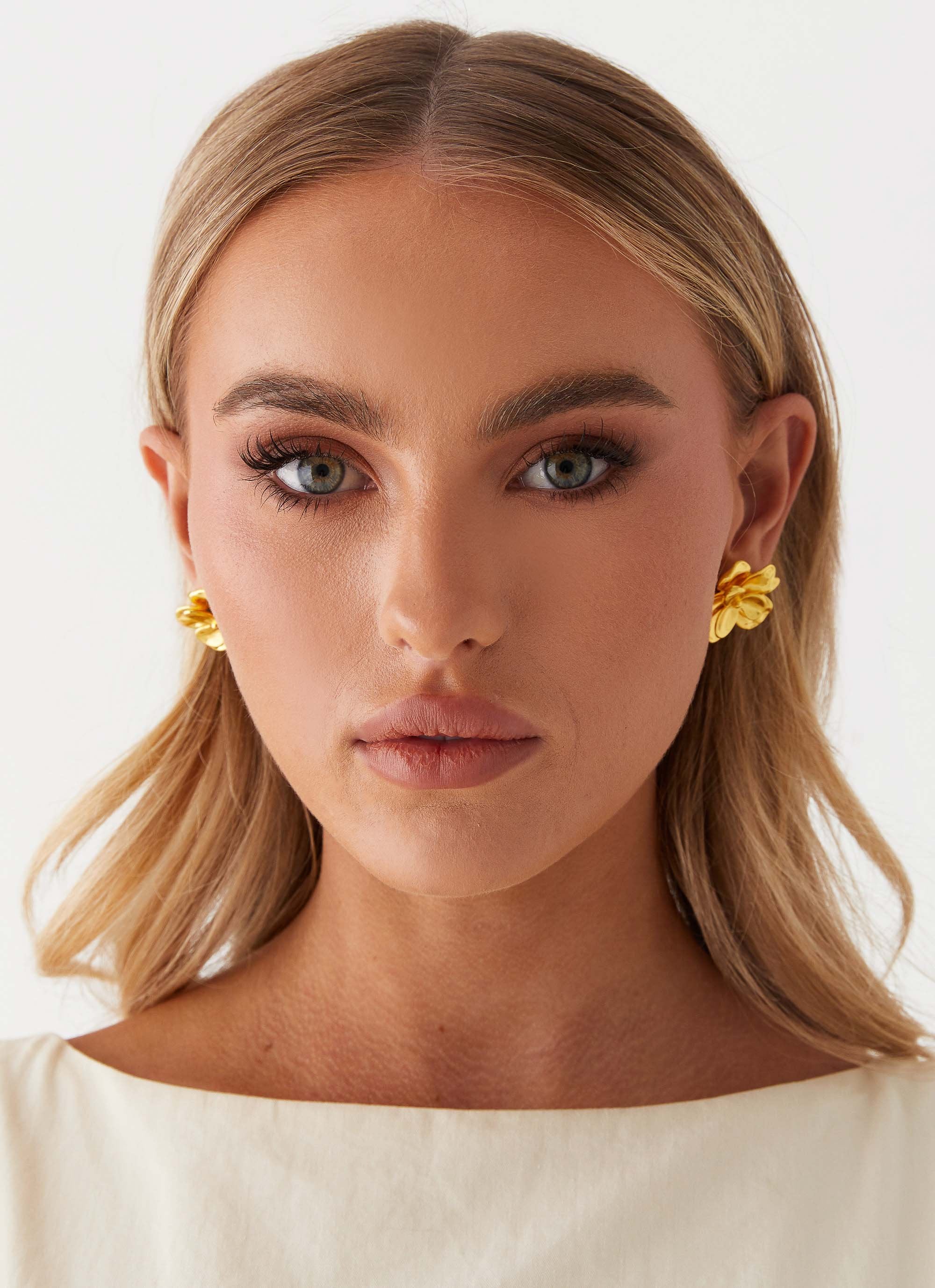 Bold Rosette Earrings - Gold-Sunny Prom. All rights reserved.