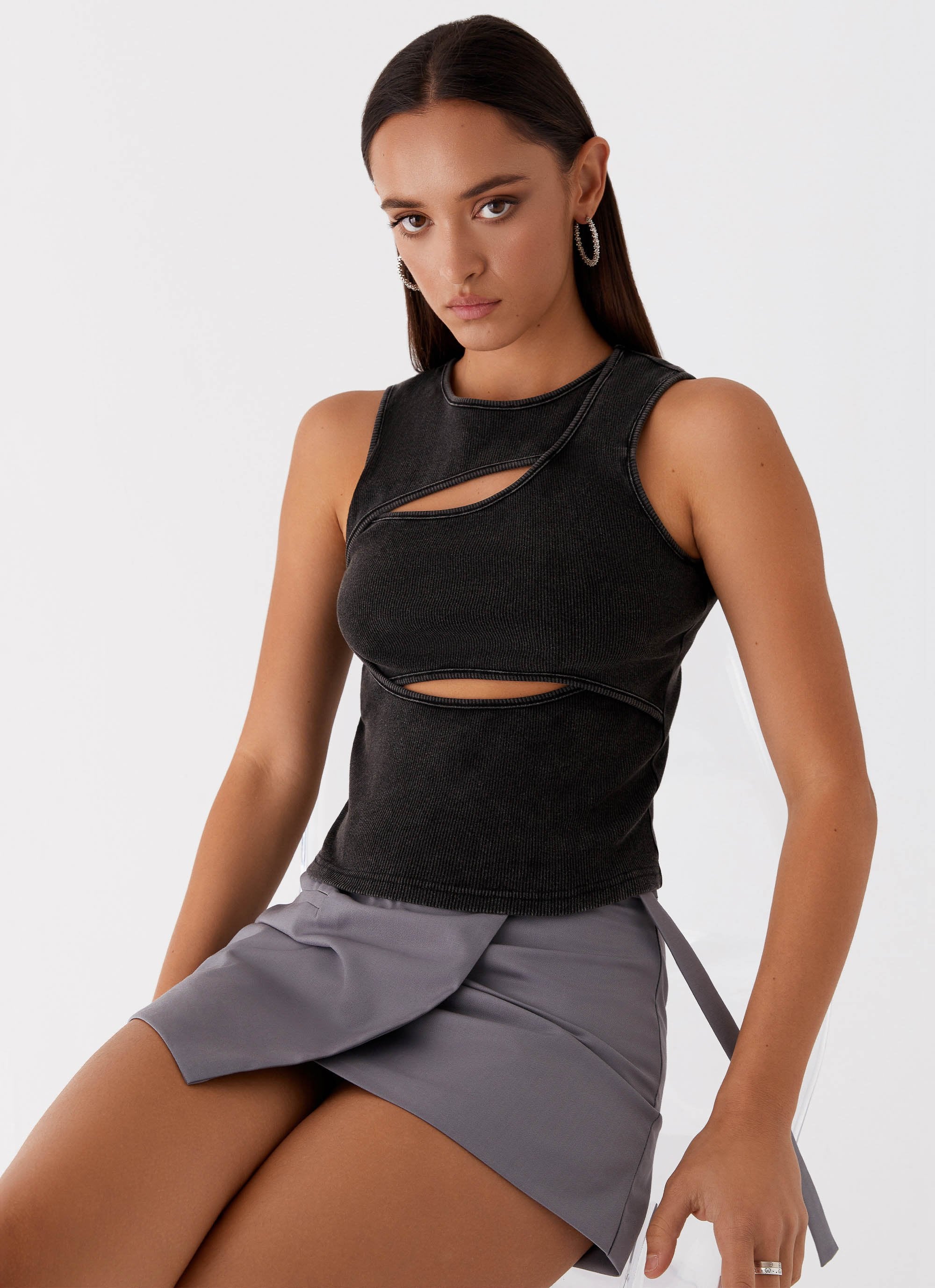 Beyond Cut Out Ribbed Top - Charcoal-Sunny Prom. All rights reserved.