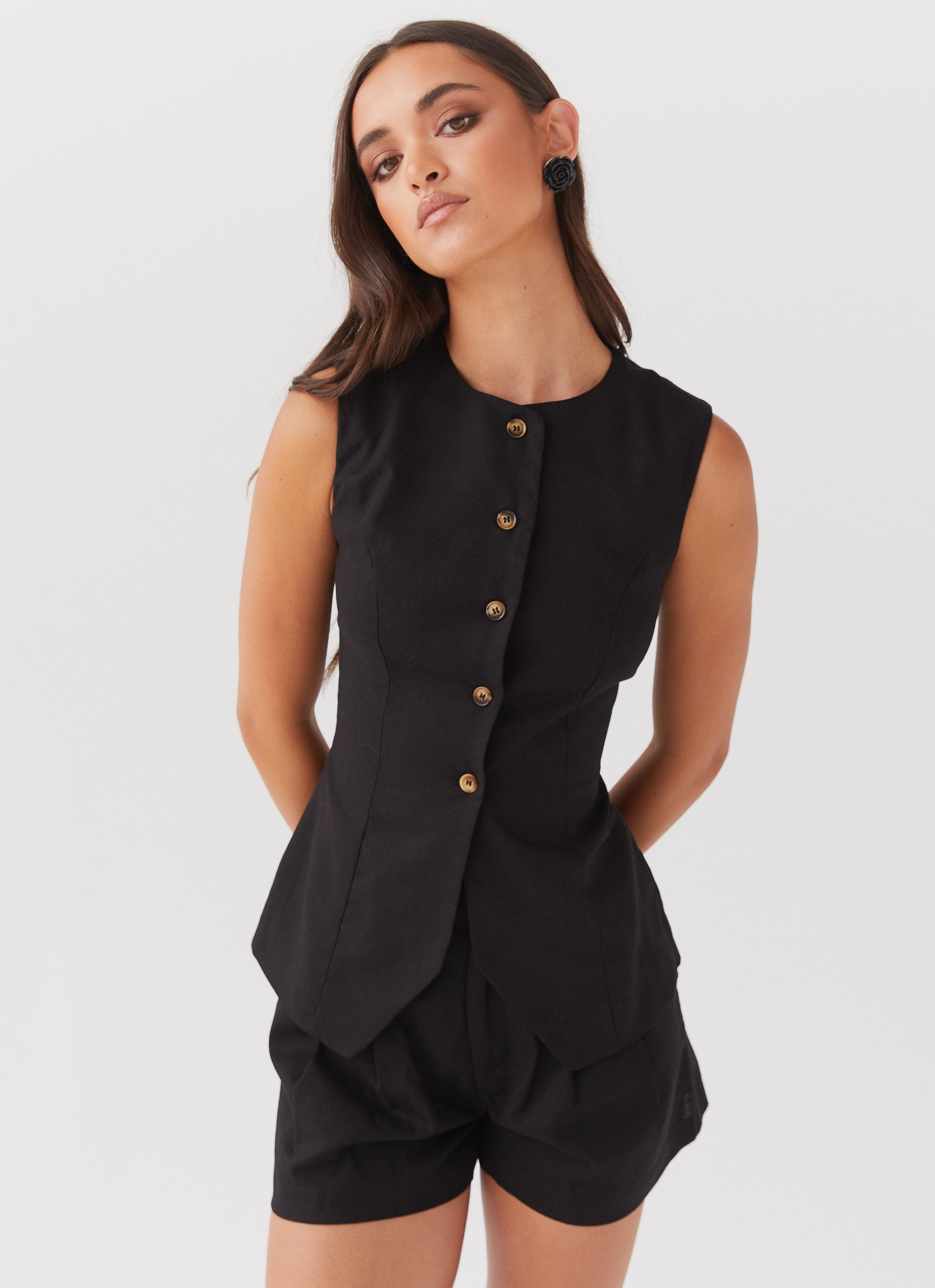 Born For Bordeaux Linen Vest - Black-Sunny Prom. All rights reserved.
