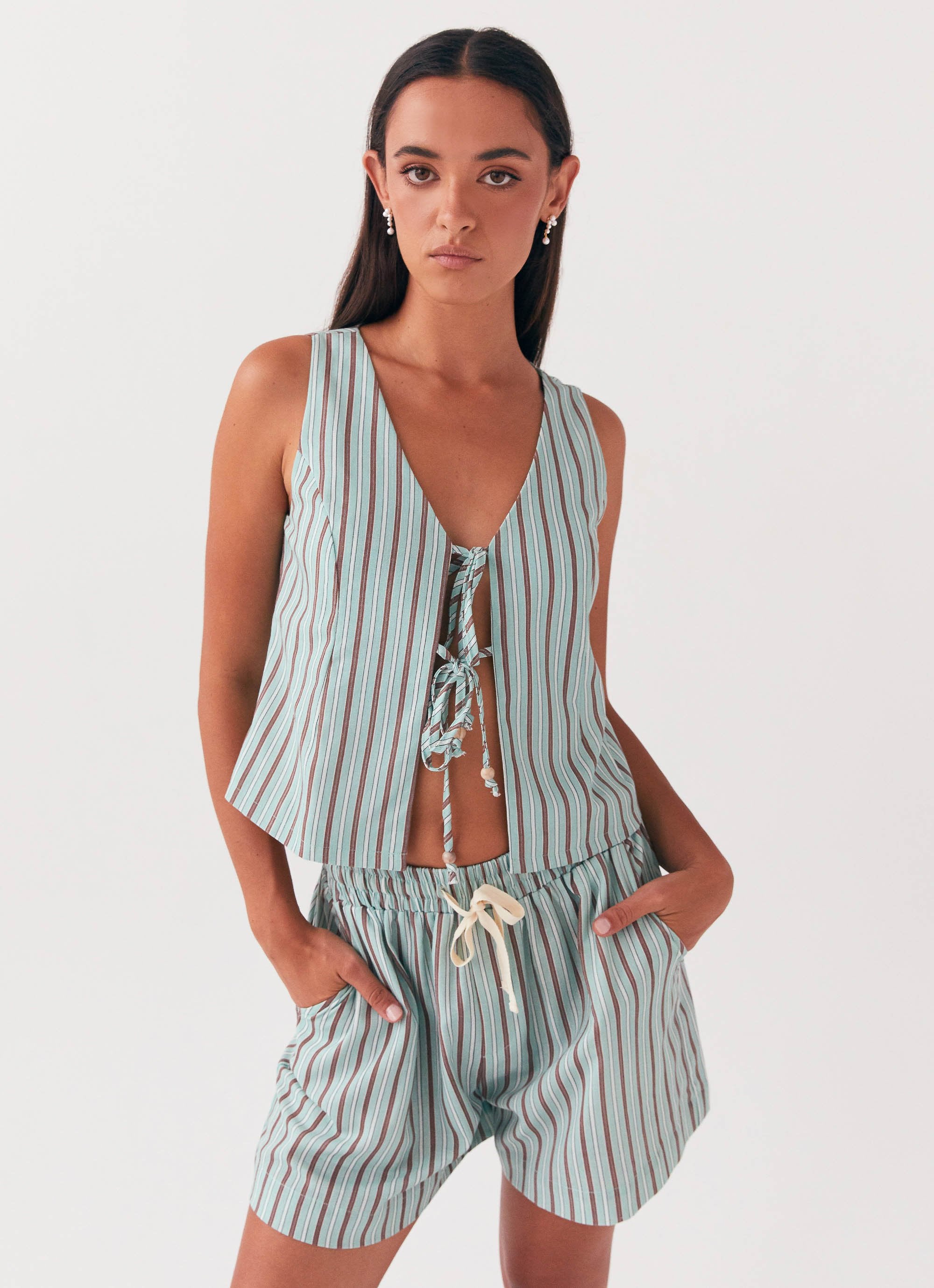 Allania Linen Shorts - Coastal Stripe-Sunny Prom. All rights reserved.