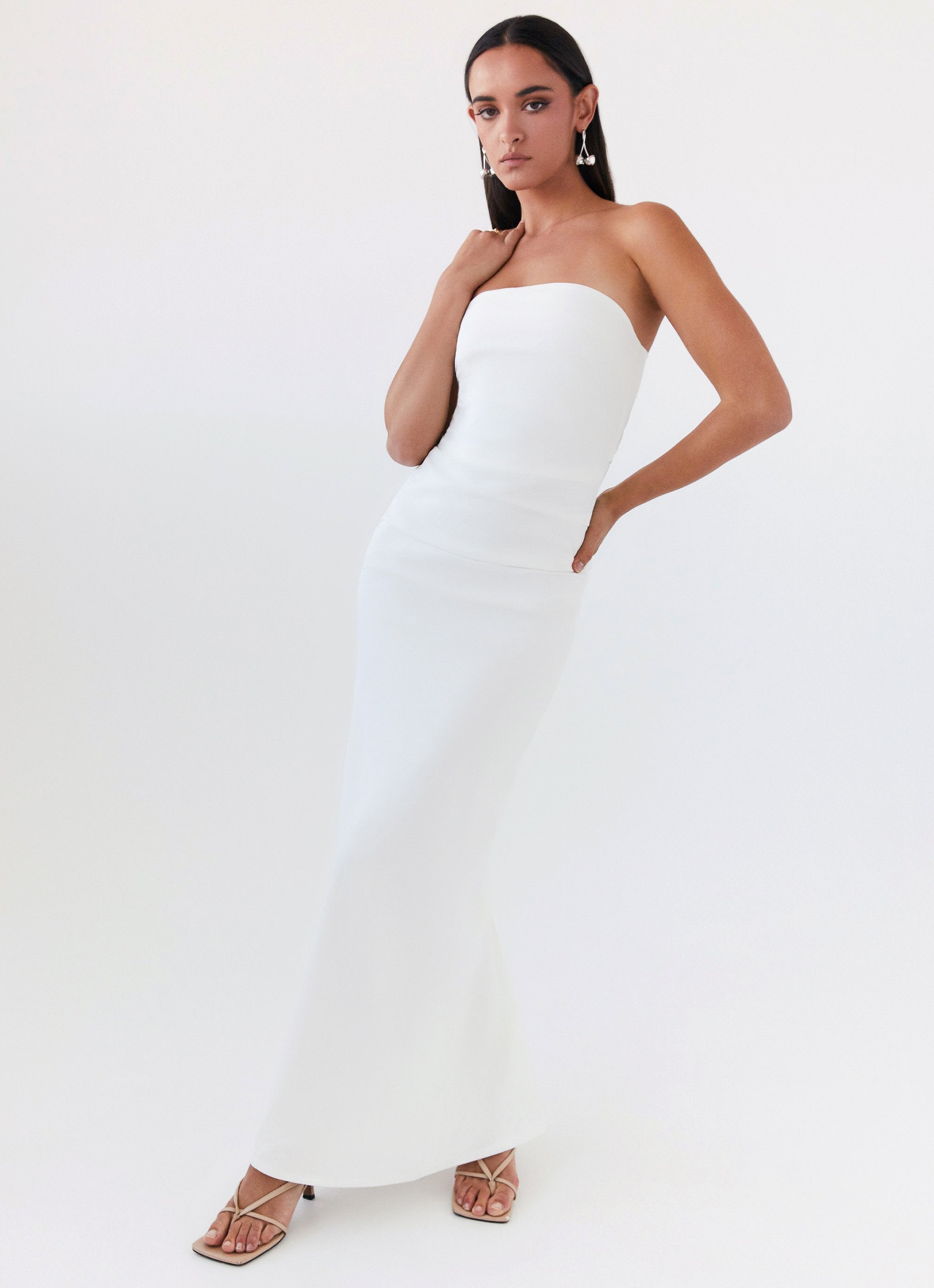 Danielle Strapless Maxi Dress - White-Sunny Prom. All rights reserved.