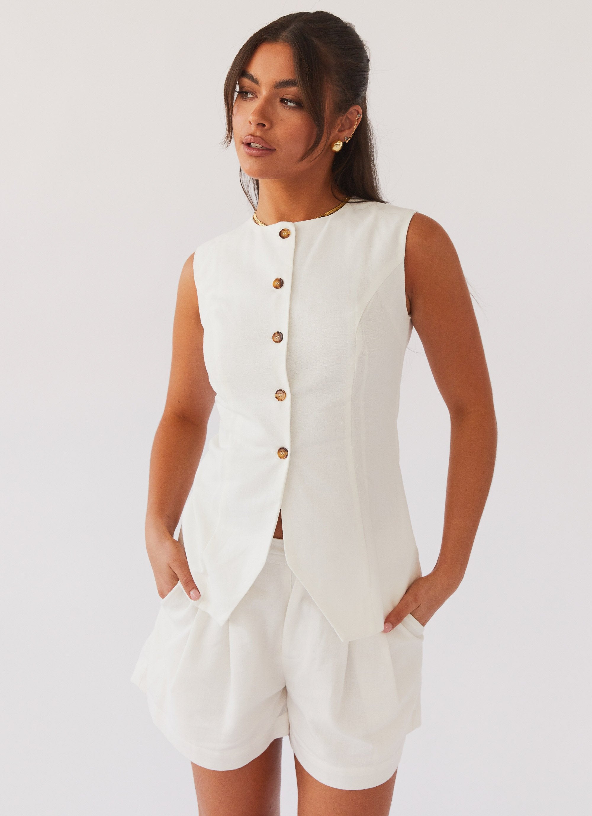 Born For Bordeaux Linen Vest - White-Sunny Prom. All rights reserved.