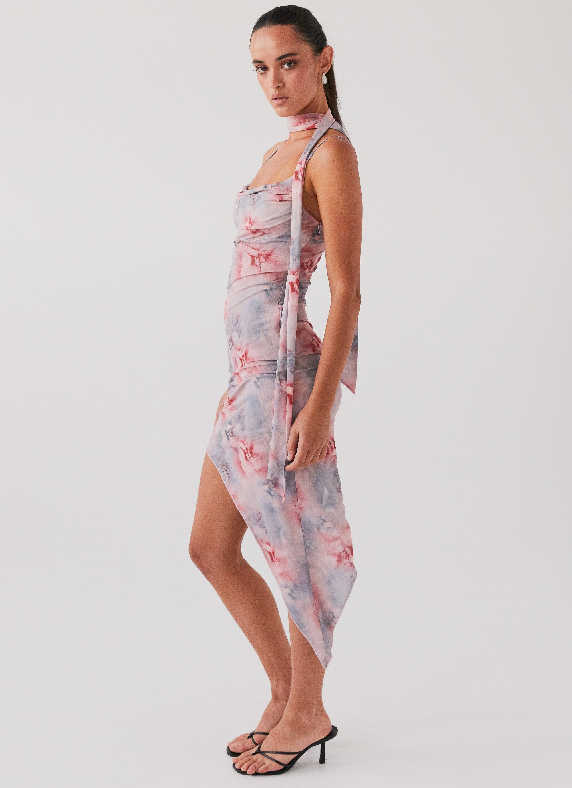 In Your Dreams Midi Dress - Chantilly Floral-Sunny Prom. All rights reserved.