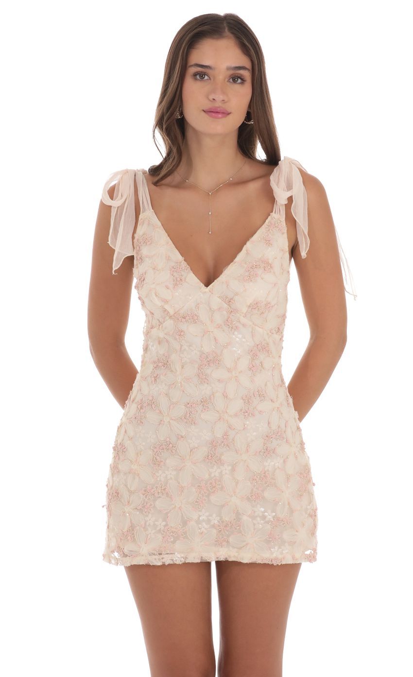 Textured Shimmer Floral Dress in Cream-Sunny Prom. All rights reserved.