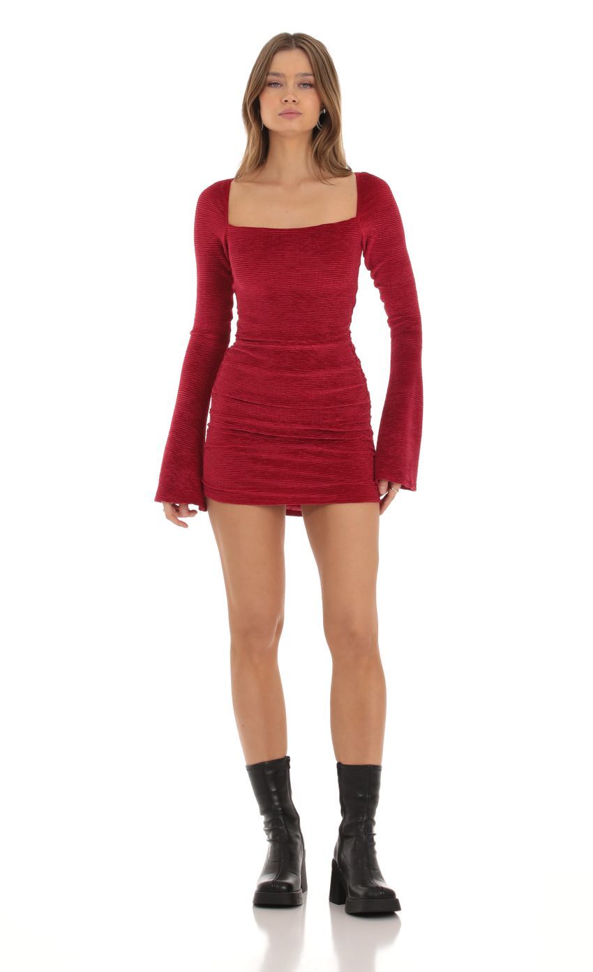 Velvet Pleated Bell Sleeve Dress in Red-Sunny Prom. All rights reserved.