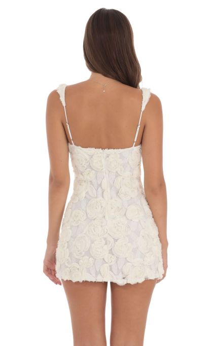Textured Floral Bodycon Dress in White-Sunny Prom. All rights reserved.