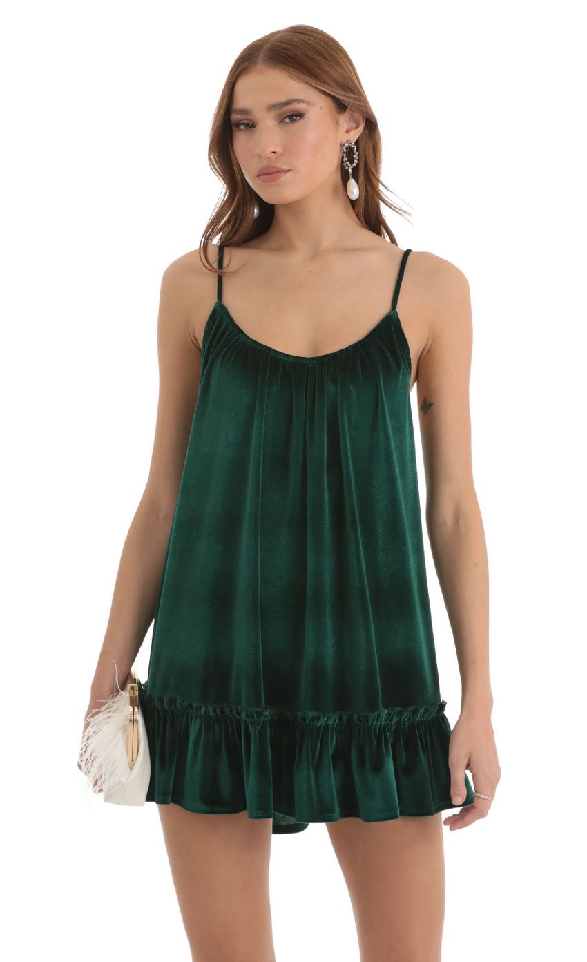 Velvet Open Back Flare Dress in Green-Sunny Prom. All rights reserved.