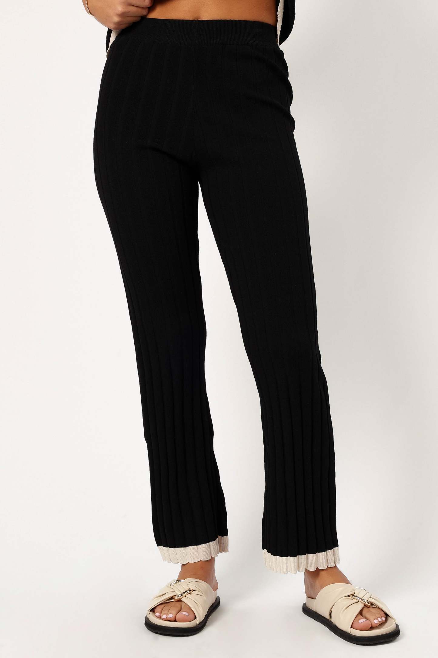 Henrie Knit Set - Black Beige-Sunny Prom