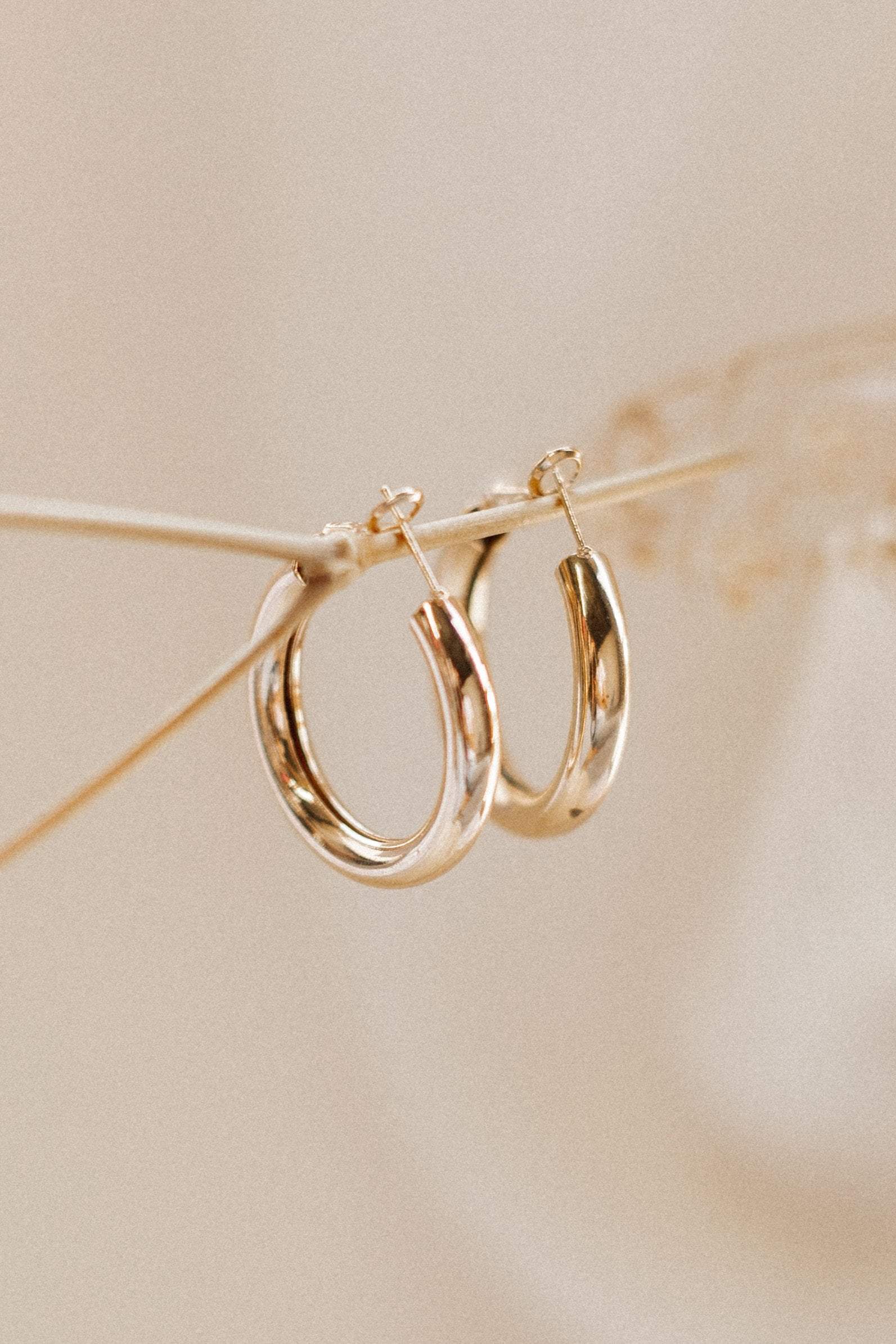 Delilah Earrings - Gold-Sunny Prom