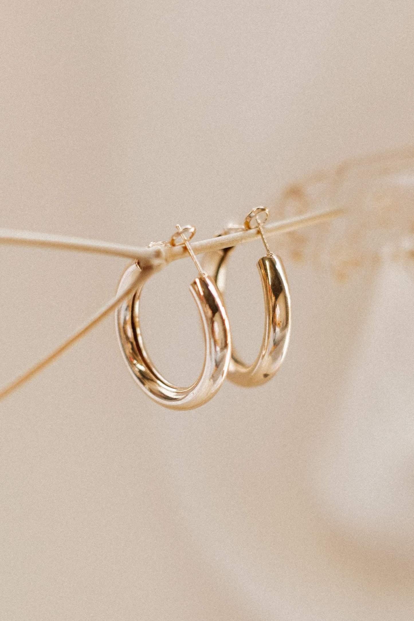 Delilah Earrings - Gold-Sunny Prom