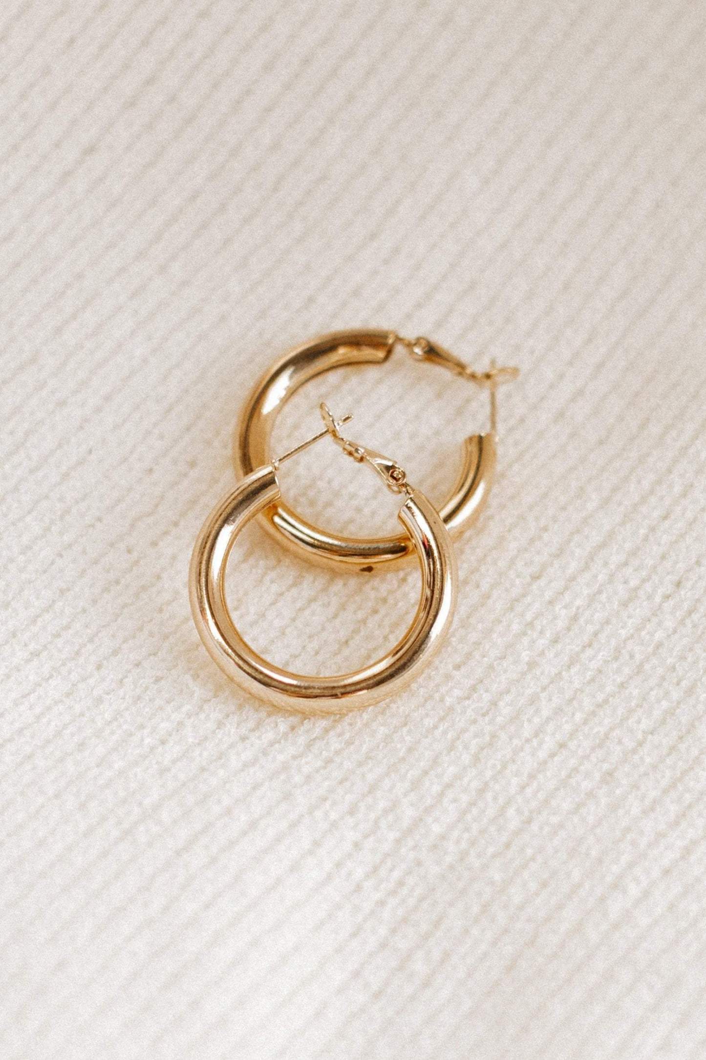 Delilah Earrings - Gold-Sunny Prom