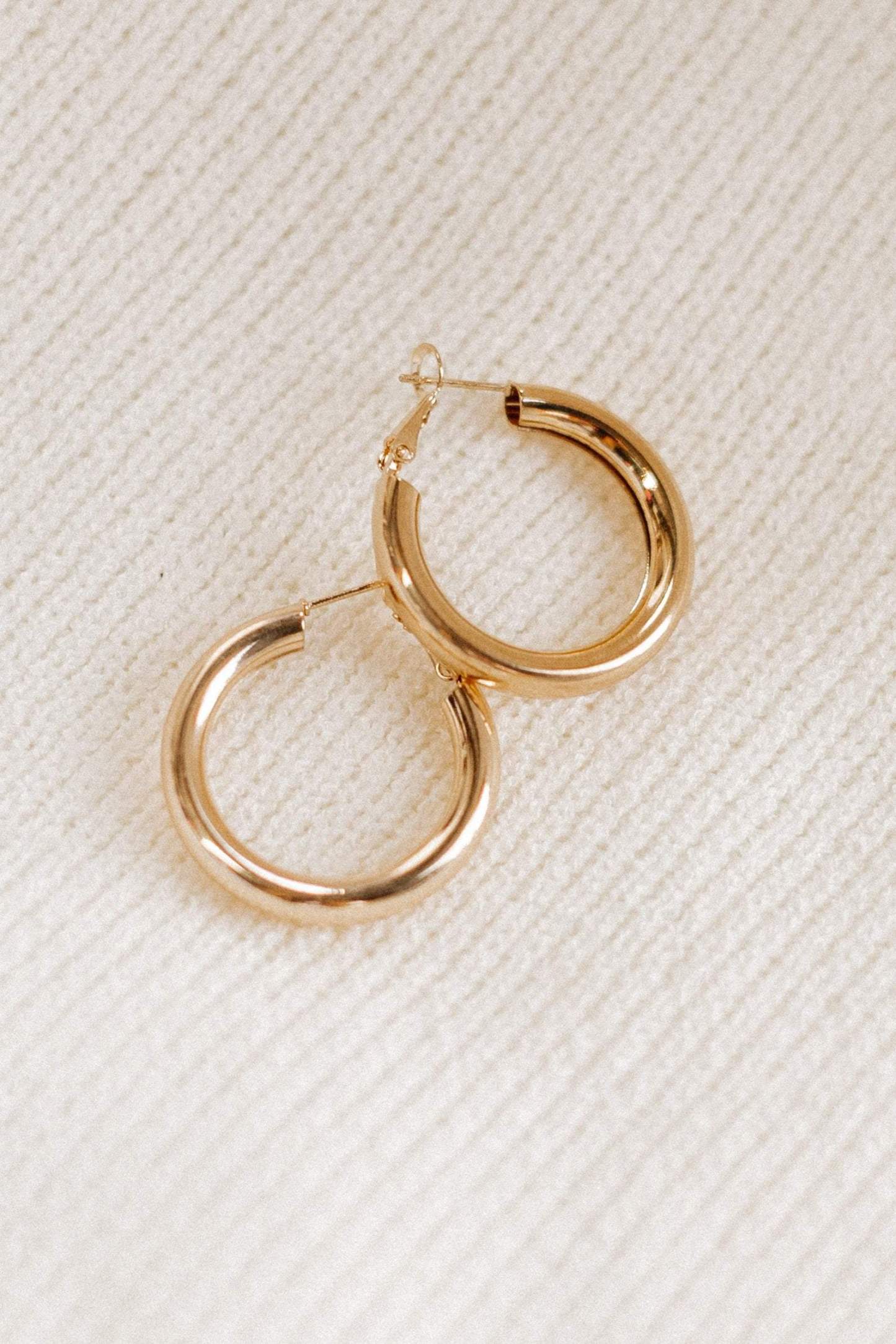 Delilah Earrings - Gold-Sunny Prom