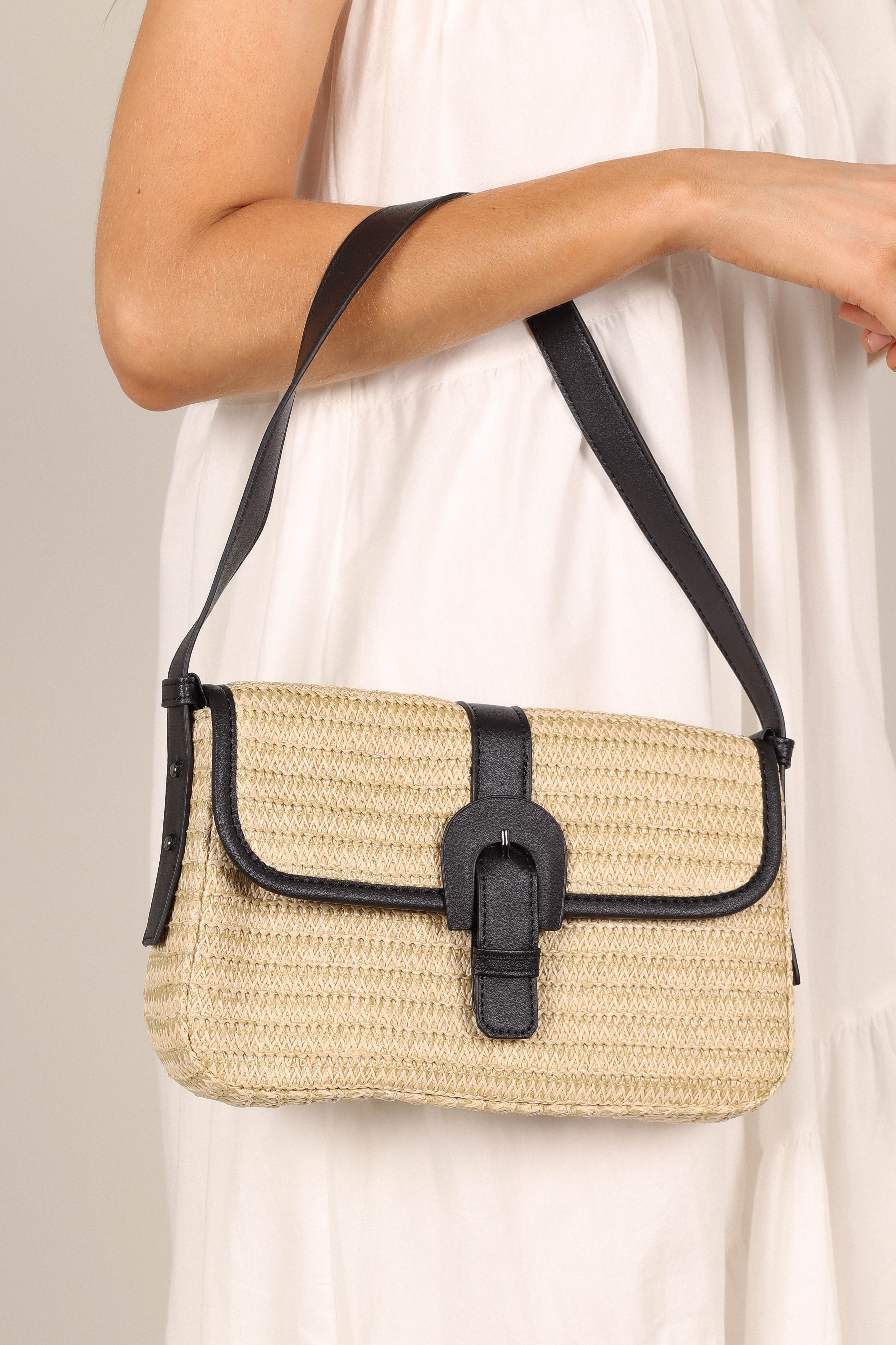 Dovie Straw Shoulder Bag - Natural/Black-Sunny Prom