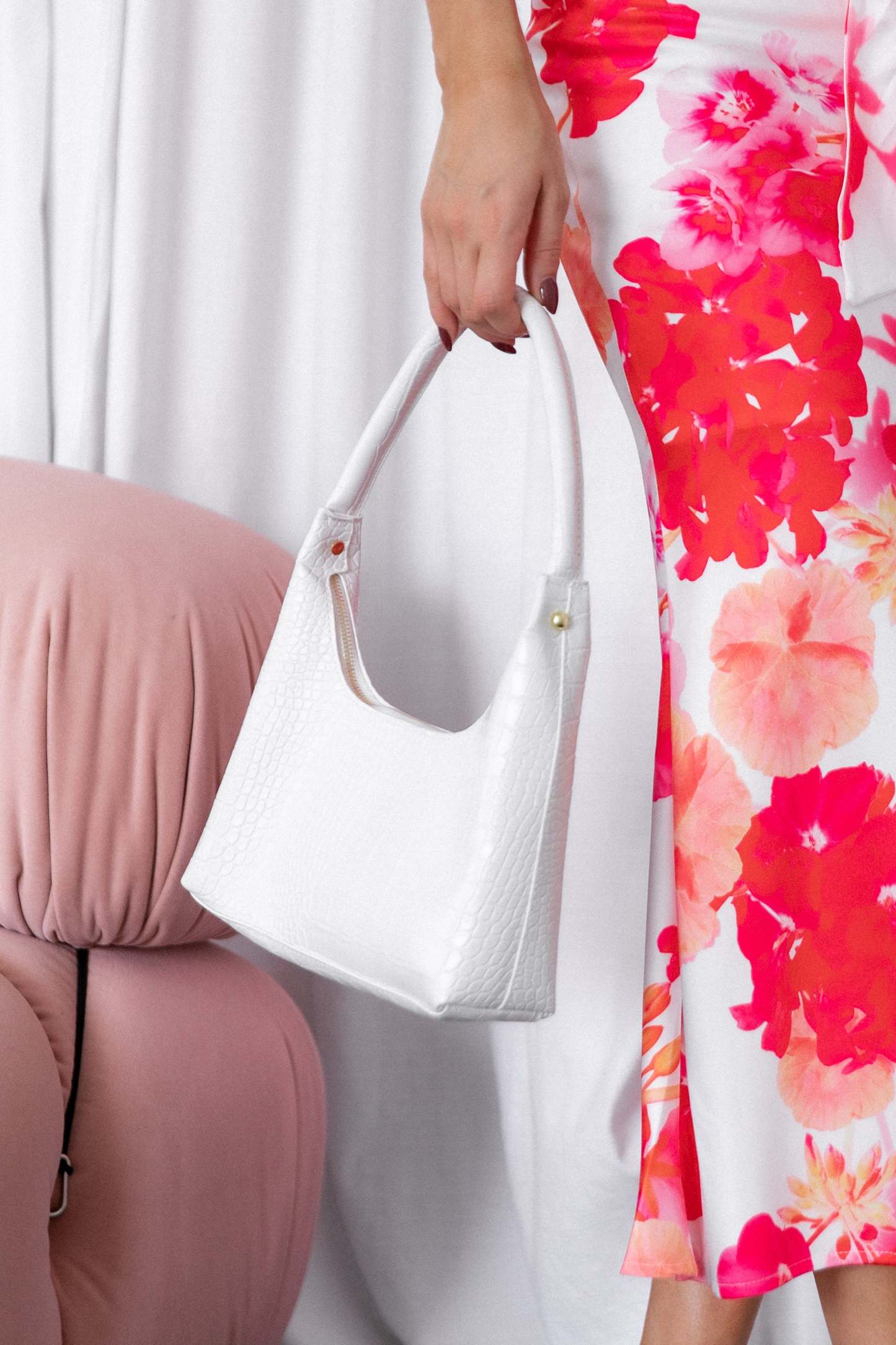 Hunter Shoulder Bag - White Croc-Sunny Prom