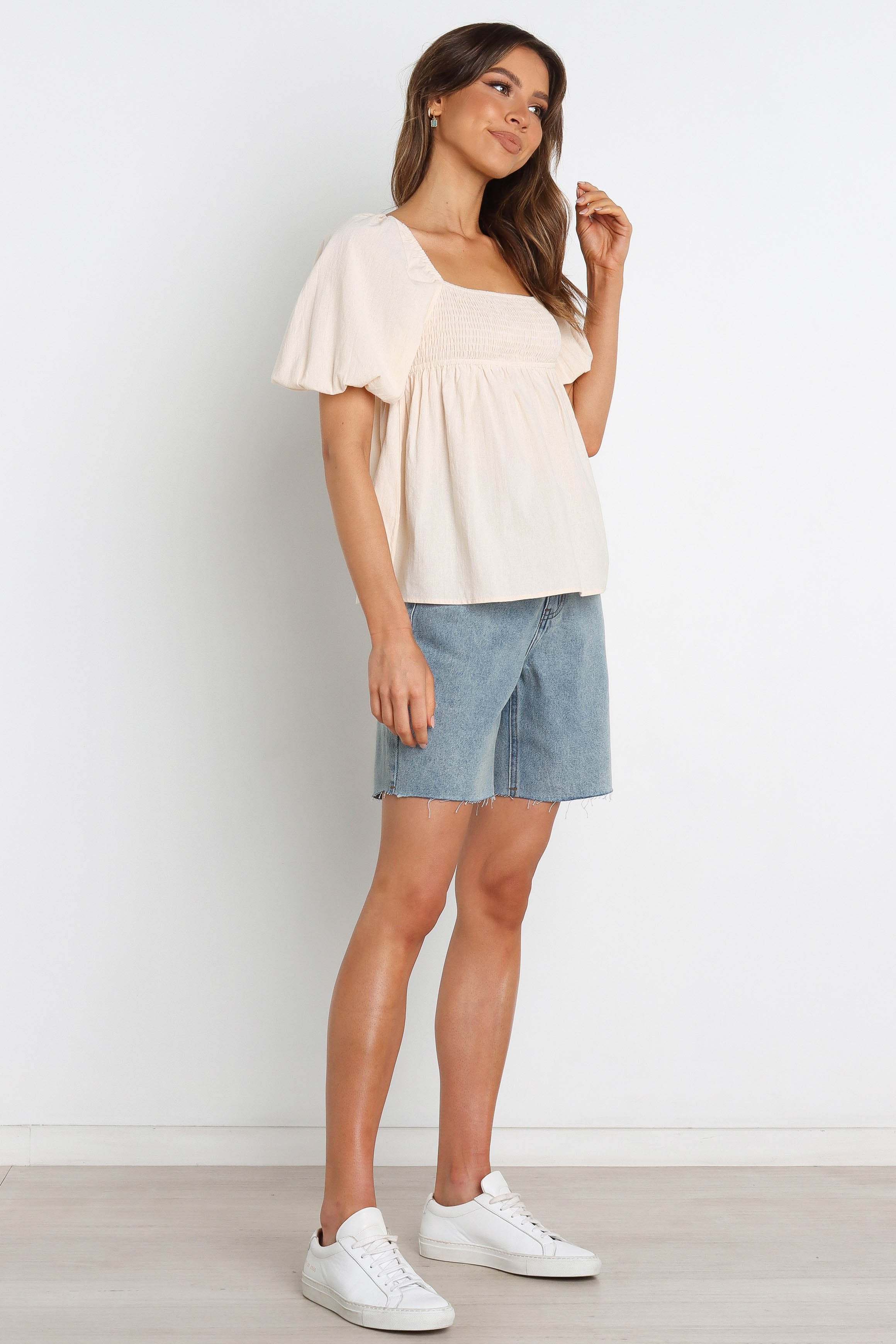 Hodgeman Shorts - Mid Wash-Sunny Prom